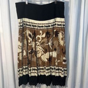 Coldwater Creek black crochet waist & hem floral & paisley print midi skirt